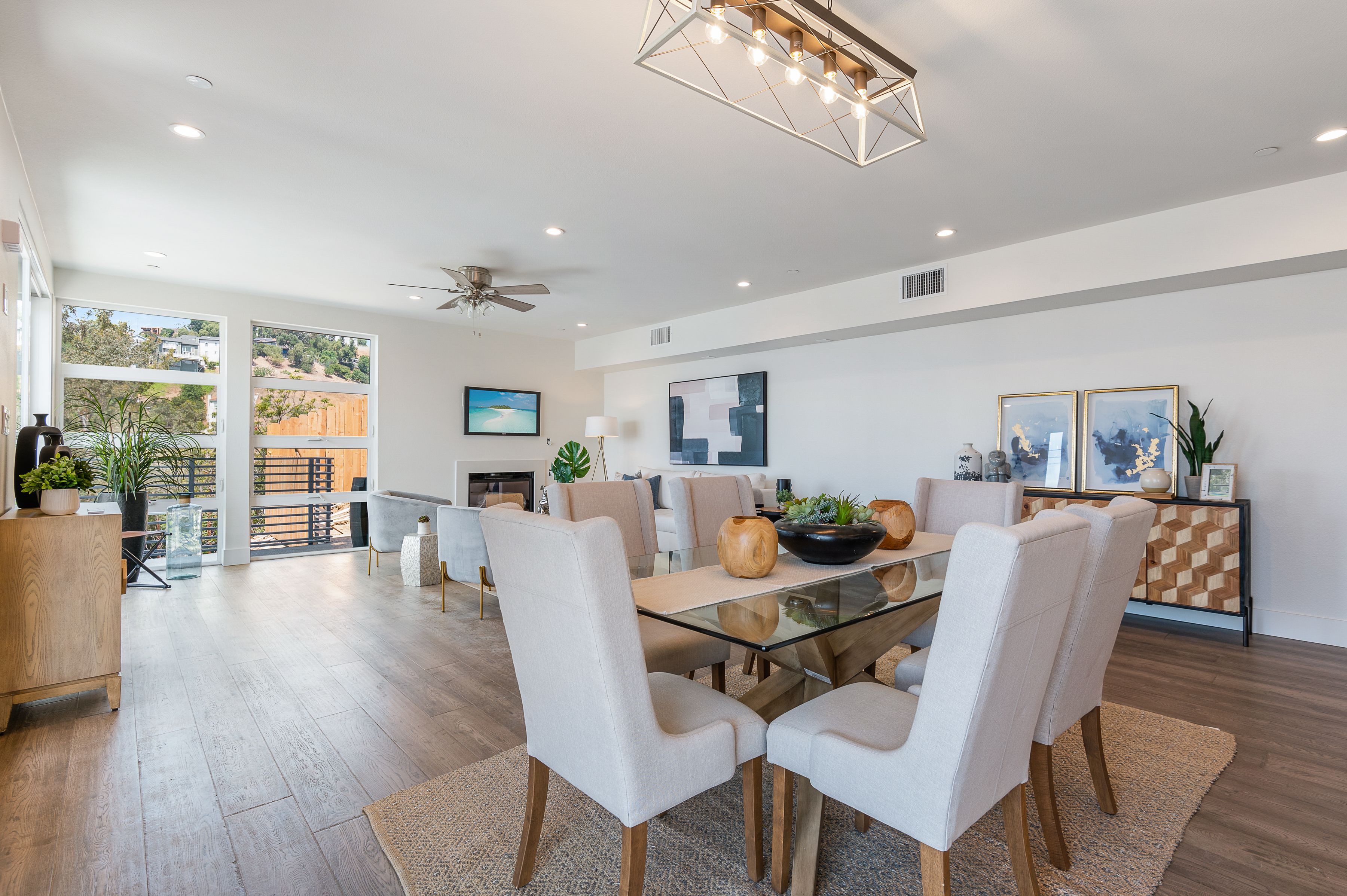 Staged condo dining room — home staging, Greater Los Angeles