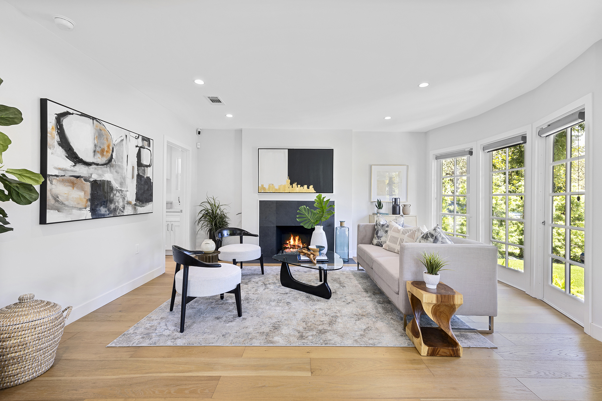 Staged midcentury living room — vacant property home staging, Greater Los Angeles